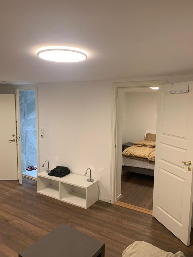 Beautiful 2 Rooms Apartment In Klofta,Near Oslo Airport& Oslo Buitenkant foto