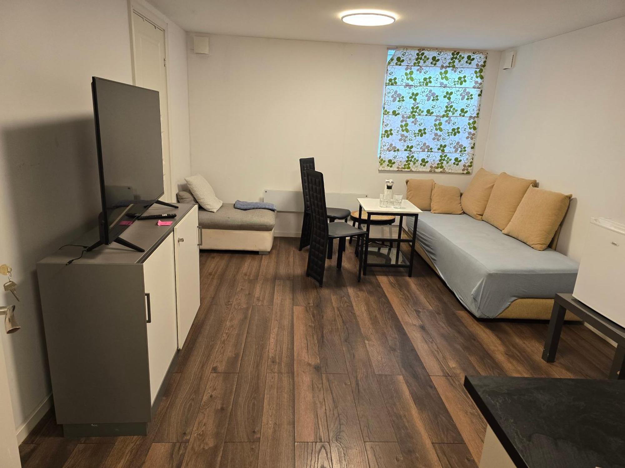 Beautiful 2 Rooms Apartment In Klofta,Near Oslo Airport& Oslo Buitenkant foto